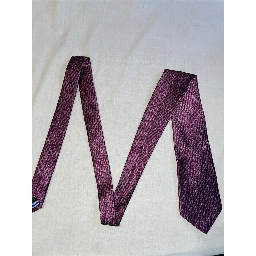 Haspel Men’s Dress Tie Size 56” Purple Geometric Business Formal Wedding City